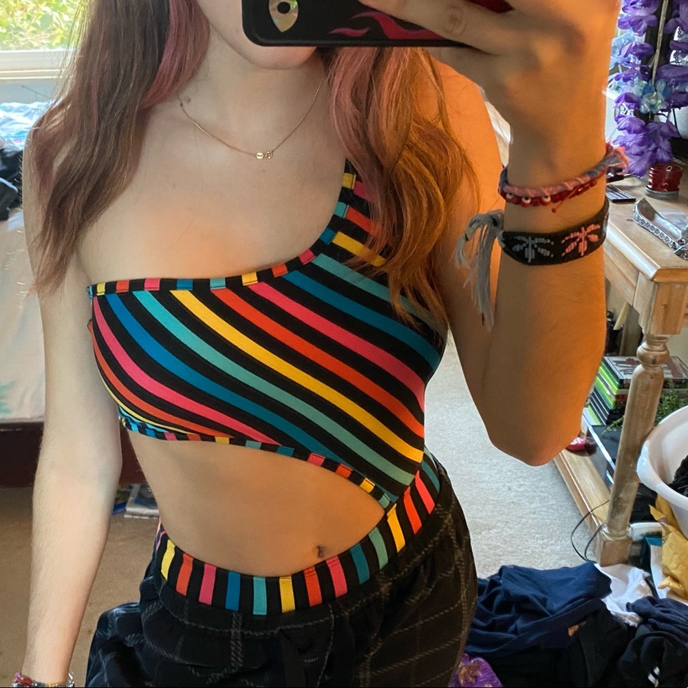 dollskill body suit💜